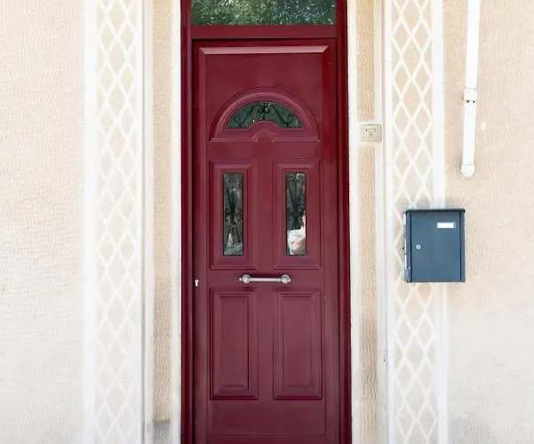 House, Marina Home, Athens Avenue, * 帕特雷