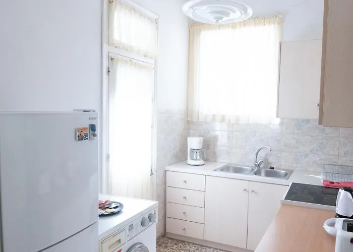 House, Marina Home, Athens Avenue, Apartmán